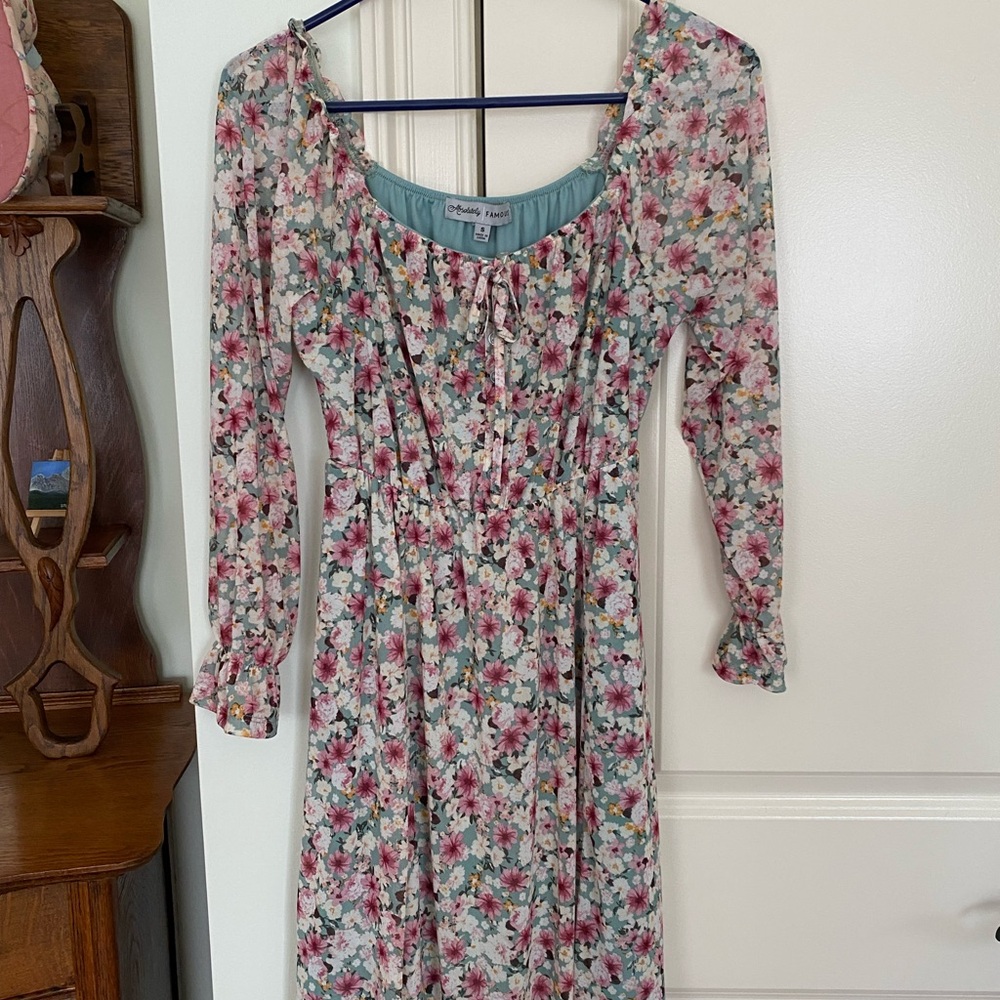 Absolutely Famous Pink & Blue Floral Long-Sleeve Midi Dress